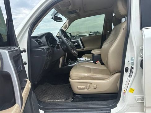 Used 2016 Toyota 4Runner Limited AWD/4WD image 14