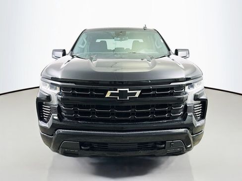 Used 2022 Chevrolet Silverado 1500 RST image 2