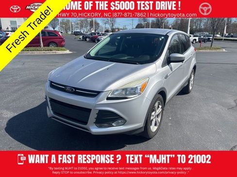 Used 2014 Ford Escape SE image 3