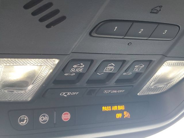 Used 2023 Buick Enclave Avenir w/ Avenir Technology Package FWD image 22