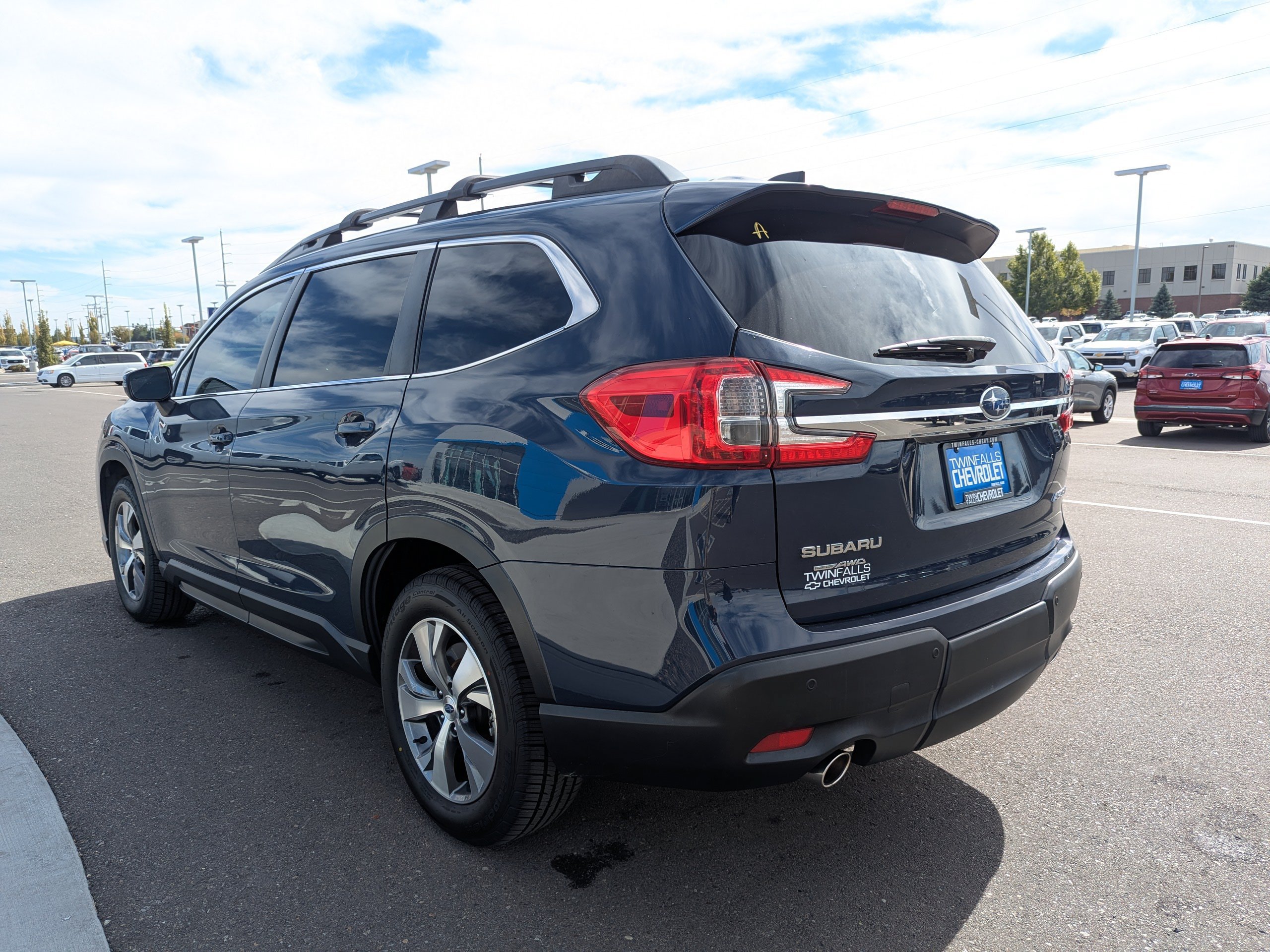 Used 2023 Subaru Ascent Premium w/ Convenience Package AWD/4WD image 31