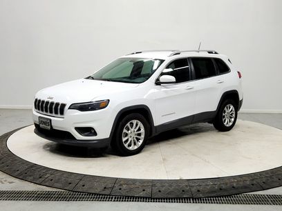 Used 2019 Jeep Cherokee Latitude w/ Popular Appearance Group