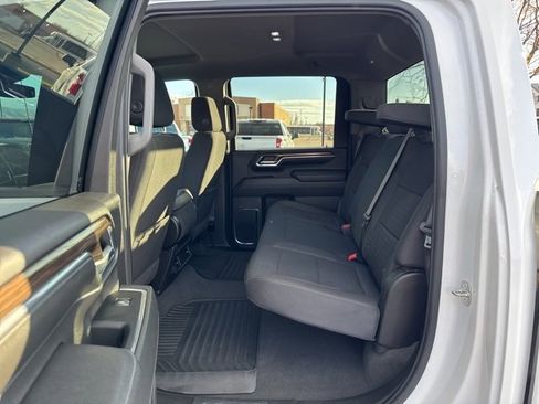 Used 2024 Chevrolet Silverado 2500 LT image 16