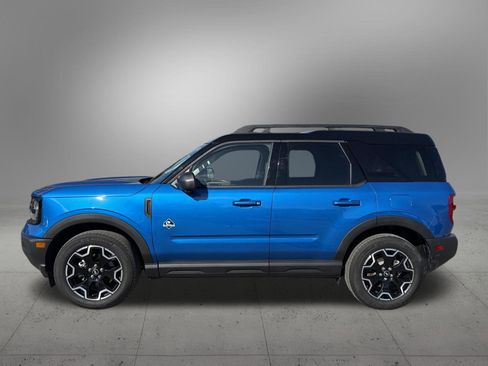 Used 2025 Ford Bronco Sport Outer Banks w/ Outer Banks Tech Package+ AWD/4WD image 2