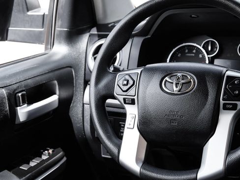 Used 2016 Toyota Tundra SR5 image 18