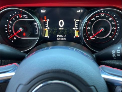 Used 2021 Jeep Wrangler Unlimited Rubicon AWD/4WD image 12