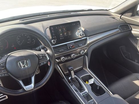 Used 2018 Honda Accord Sport image 22