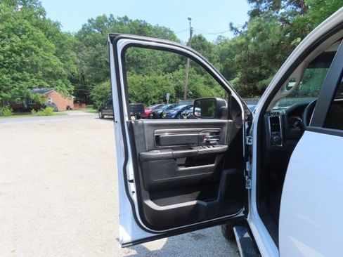 Used 2015 RAM 1500 Sport w/ Convenience Group AWD/4WD image 15