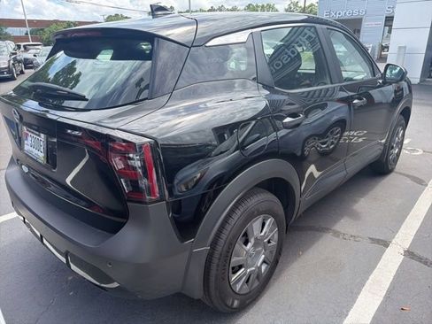 Used 2026 Nissan Kicks S FWD image 7