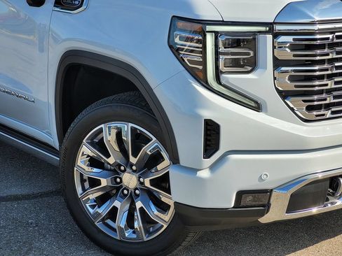 New 2026 GMC Sierra 1500 Denali w/ Denali Reserve Package AWD/4WD image 6