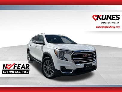 Used 2024 GMC Terrain SLT