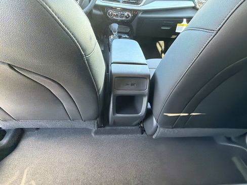 New 2026 Chevrolet Trax LT w/ Driver Confidence Package FWD image 13