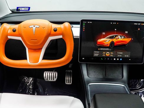 Used 2022 Tesla Model 3 Performance image 16