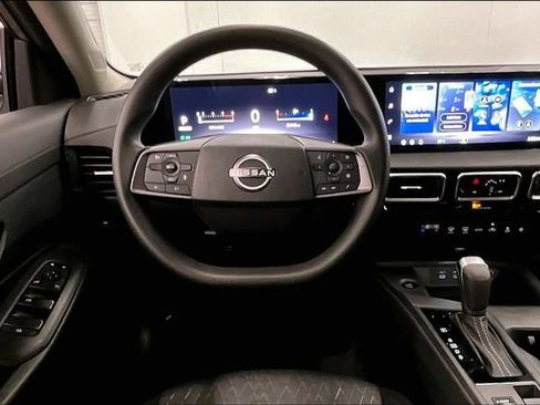 New 2026 Nissan Sentra SV FWD image 21