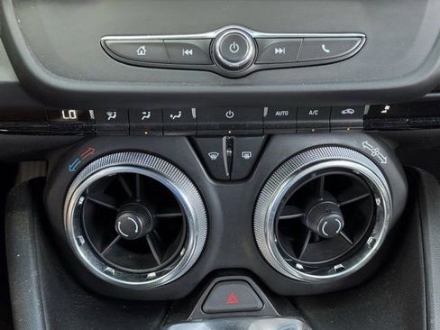 Used 2021 Chevrolet Camaro LT RWD image 19
