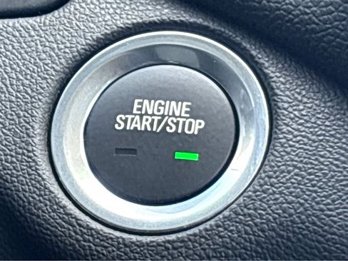 Used 2024 Chevrolet Equinox LT image 5