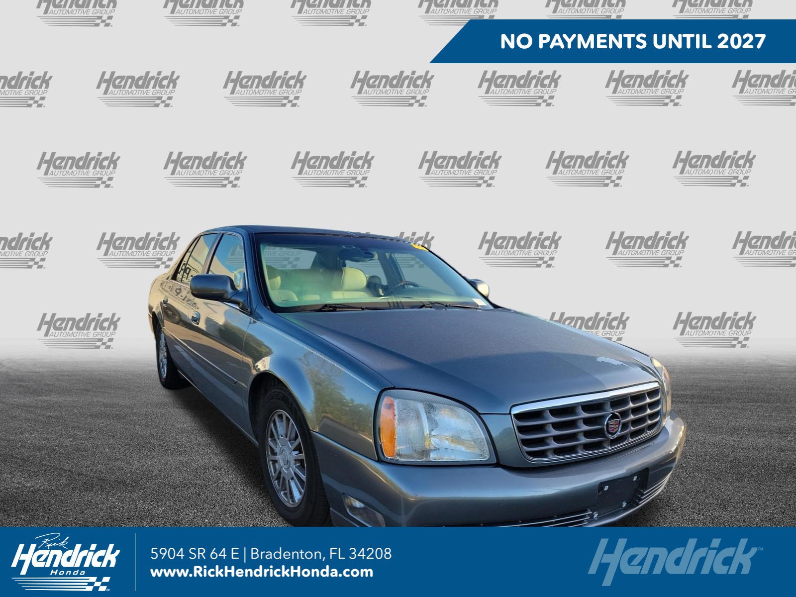 Used 2004 Cadillac De Ville DHS w/ Equipment Group FWD image 1