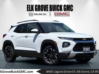 Used 2021 Chevrolet TrailBlazer LT image 1