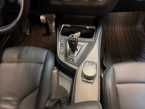 Used 2020 BMW M2 Competition w/ Executive Package RWD image 21