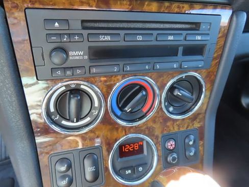Used 2002 BMW Z3 2.5i RWD image 19