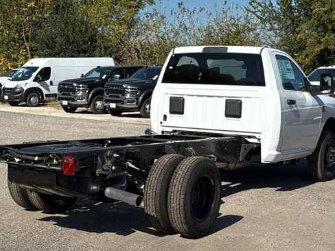 New 2026 RAM 3500 Tradesman image 5
