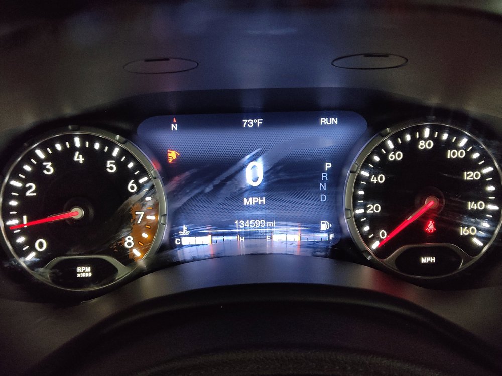Used 2015 Jeep Renegade Trailhawk w/ Cold Weather Group AWD/4WD image 23