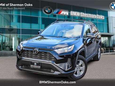 Used 2024 Toyota RAV4 XLE image 1