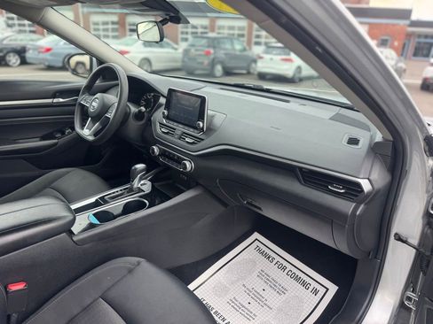 Used 2021 Nissan Altima 2.5 SV FWD image 22