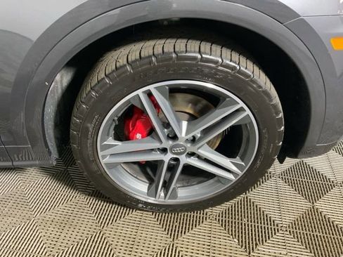 Used 2018 Audi SQ5 Prestige w/ Prestige Package AWD/4WD image 14