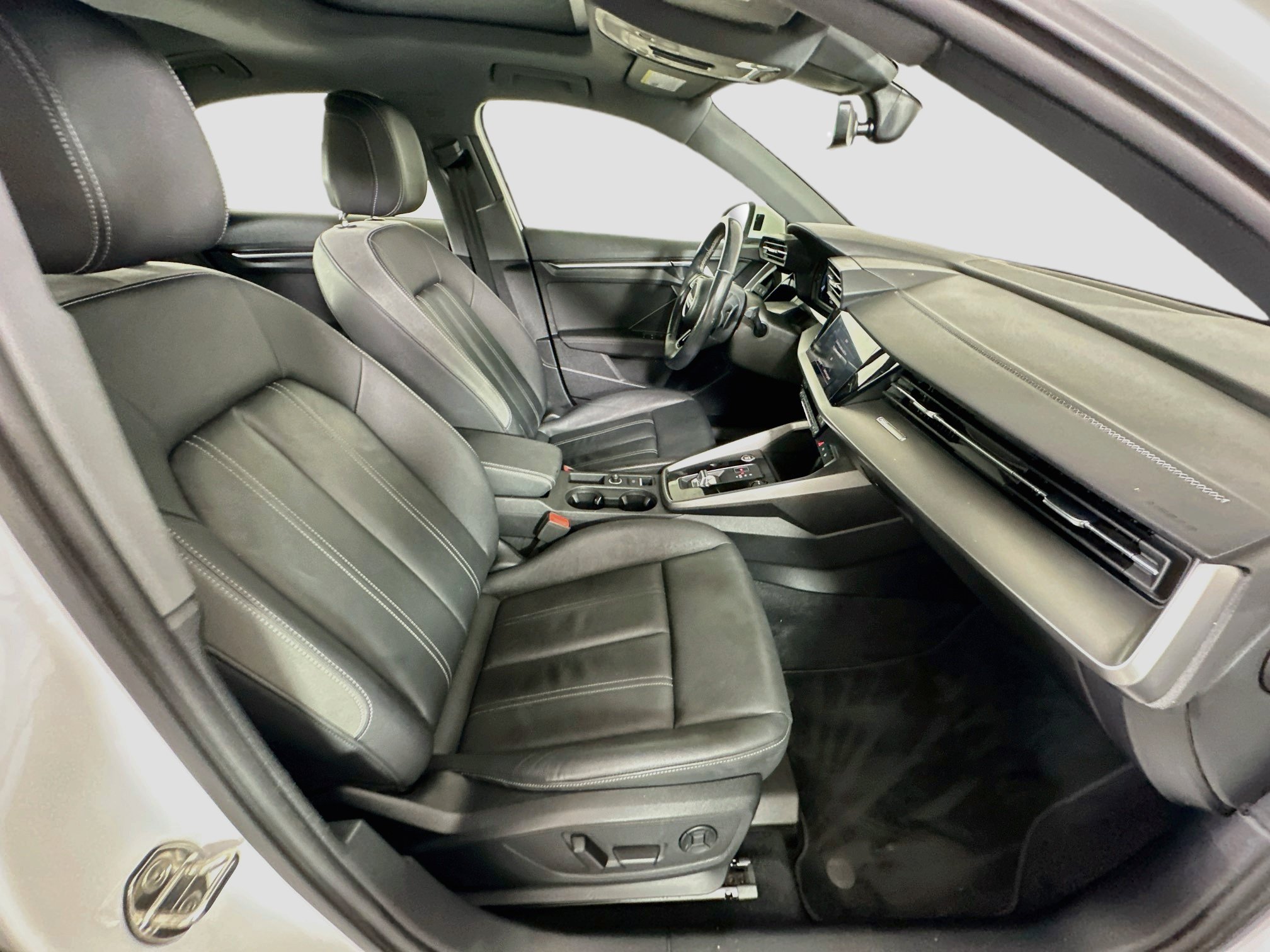 Used 2023 Audi A3 2.0T Premium FWD image 30