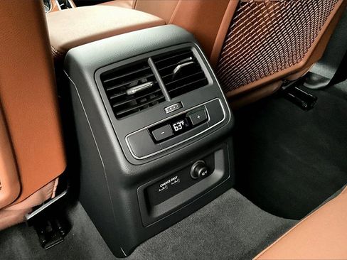 Used 2022 Audi A4 2.0T Premium Plus w/ Premium Plus Package image 10