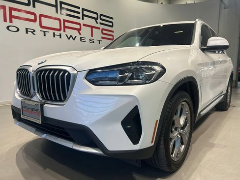 Used 2023 BMW X3 xDrive30i AWD/4WD image 3