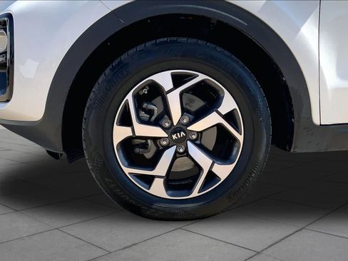 Used 2021 Kia Sportage LX AWD/4WD image 11