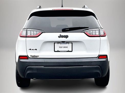 Used 2023 Jeep Cherokee Altitude Lux image 7