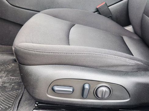 Used 2024 Chevrolet Malibu LT image 18