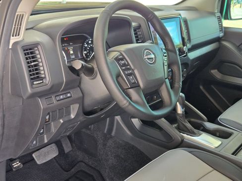 Used 2023 Nissan Frontier S w/ Technology Package RWD image 13