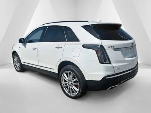 Used 2023 Cadillac XT5 Sportv w/ Technology Package AWD/4WD image 5