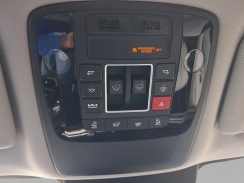 New 2026 Kia Carnival SX Prestige FWD image 35