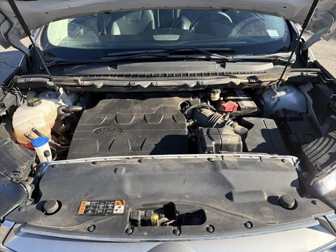 Used 2017 Ford Edge Titanium w/ Equipment Group 302A image 10