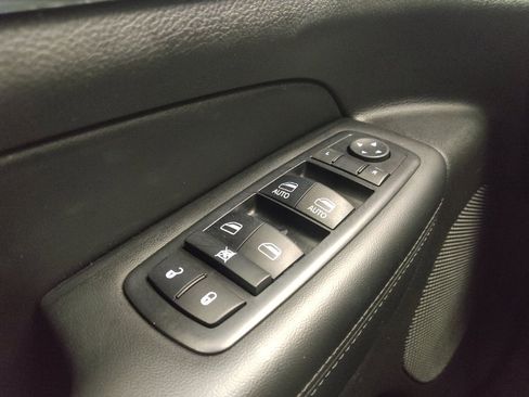Used 2018 Jeep Grand Cherokee Limited AWD/4WD image 27
