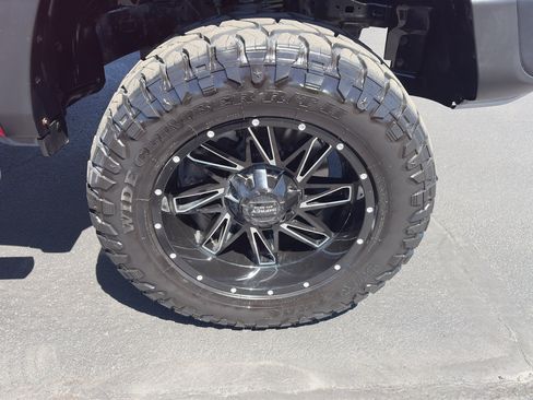 Used 2019 RAM 1500 Rebel w/ Level 1 Equipment Group AWD/4WD image 9
