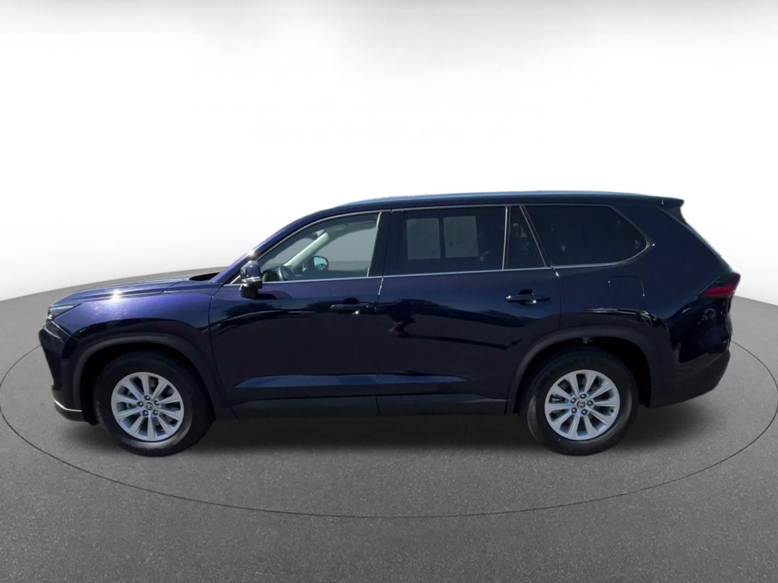 Used 2025 Toyota Grand Highlander FWD image 8