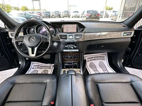Used 2014 Mercedes-Benz E 350 4MATIC Sedan image 41