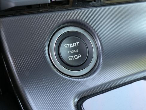 Used 2022 Jaguar F-TYPE R image 26