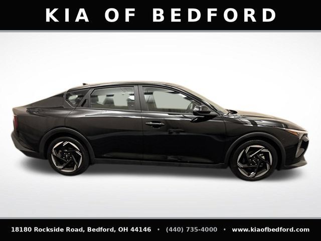 Used 2025 Kia K4 EX FWD image 4