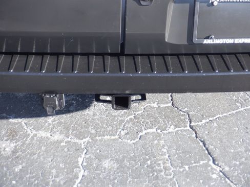 Used 2023 Ford Transit 250 Low Roof image 5