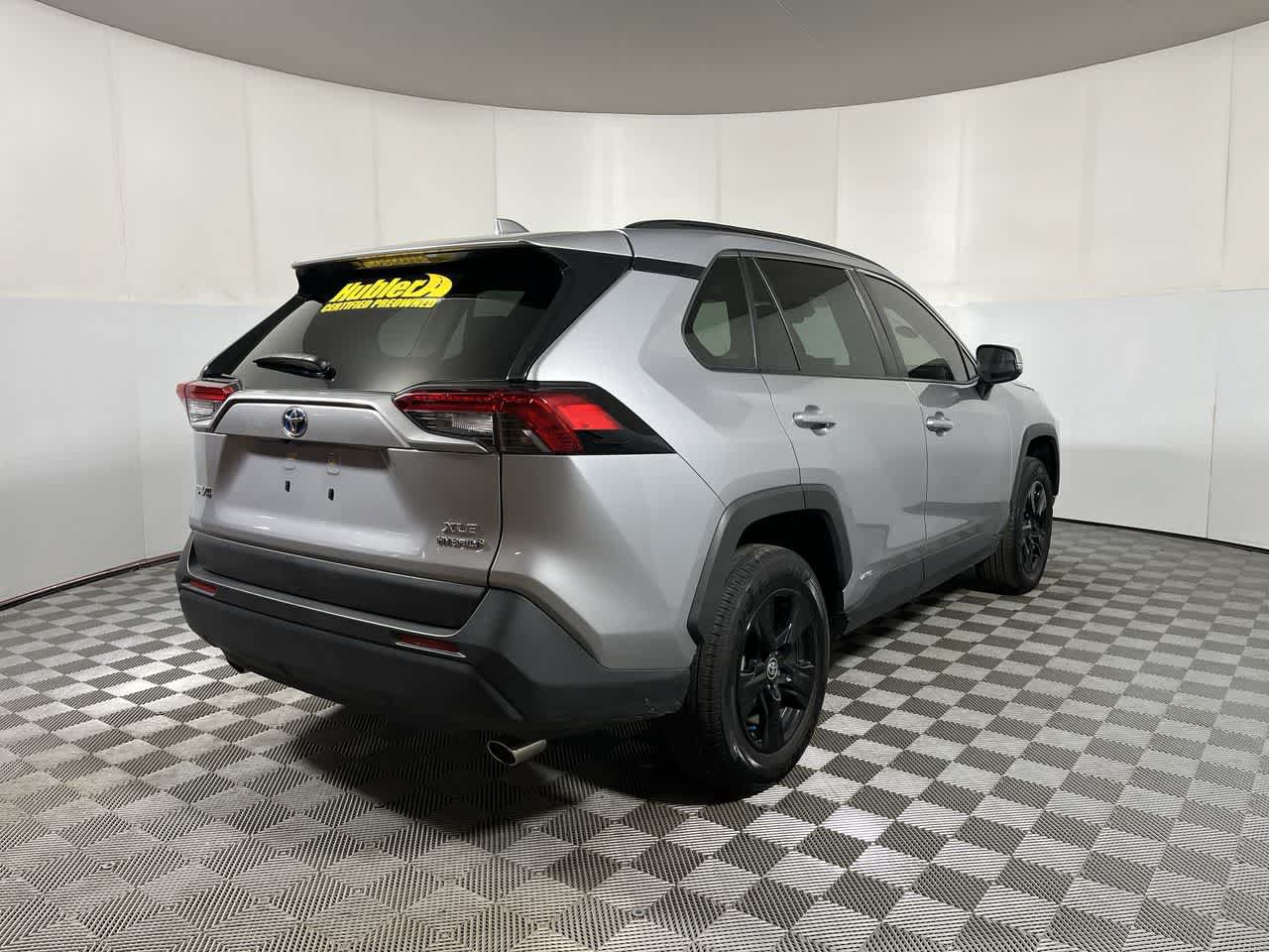 Used 2024 Toyota RAV4 XLE w/ Convenience Package AWD/4WD image 8