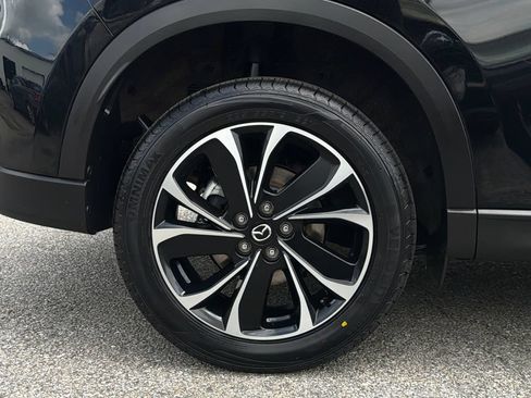 Used 2023 MAZDA CX-5 AWD 2.5 S w/ Premium Package image 6