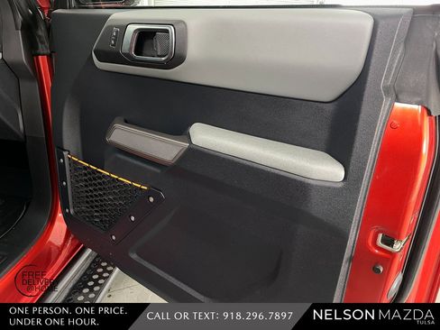 Used 2023 Ford Bronco Badlands image 44