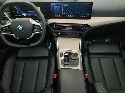 Used 2025 BMW 330i xDrive Sedan AWD/4WD image 21